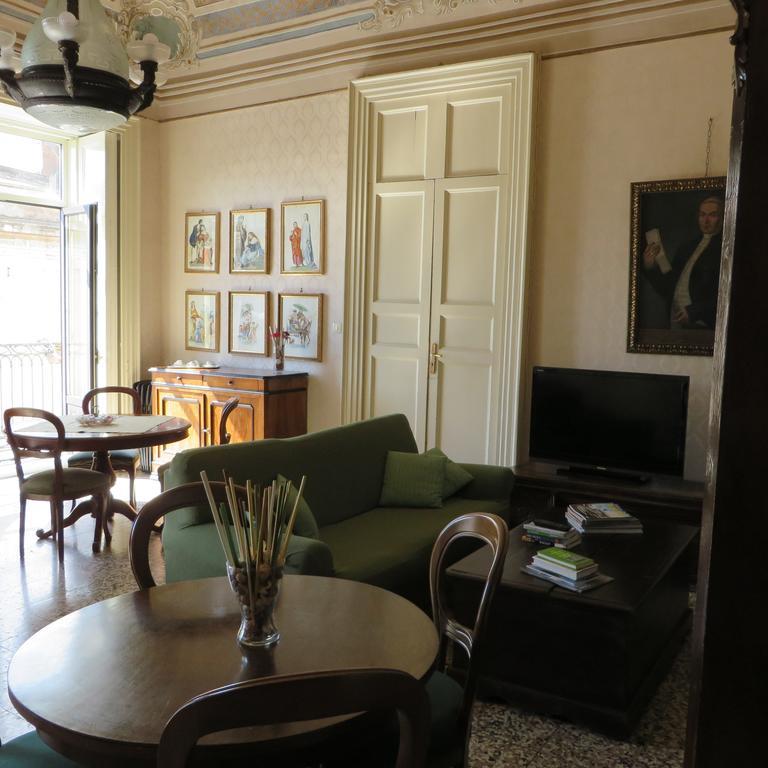 B&B Al Teatro Massimo CTA Eksteriør bilde