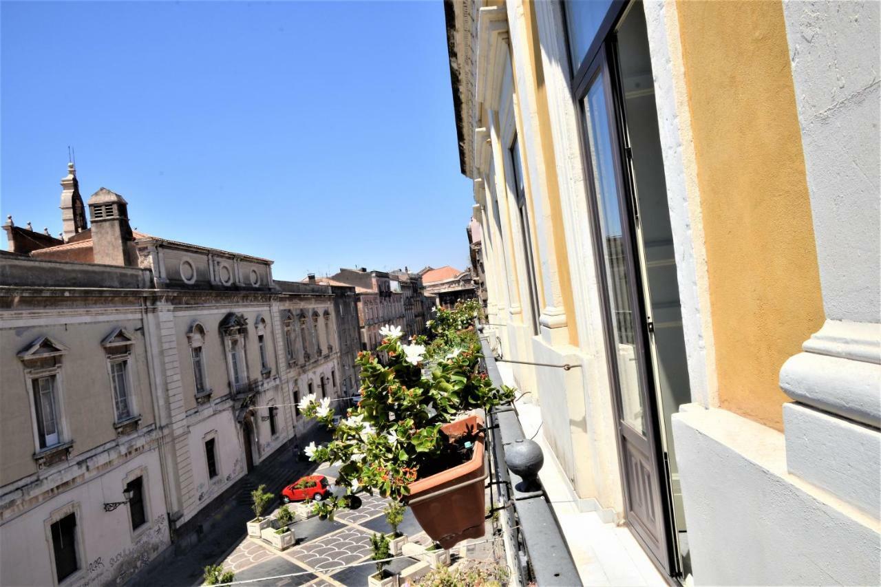 B&B Al Teatro Massimo CTA Eksteriør bilde